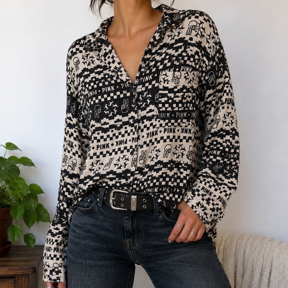 PINK Victoria's Secret Pajama Top Large Y2K Graphic Sleep Shirt‎ Loungewear